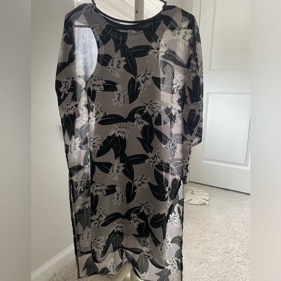 Layered neutral floral print dress - Picture 5 of 5